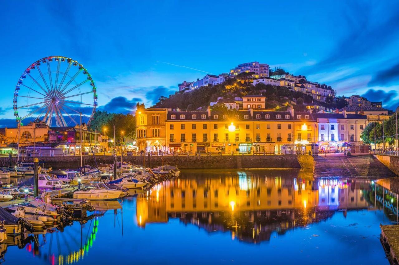 Cosy Open Plan Harbourside Inn With Superking Beds, Wood Burning Stove And Bar Torquay Exterior foto